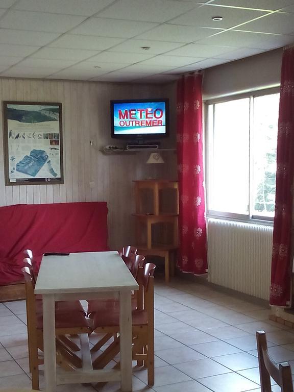 La Roche Du Tresor Village Vacances Longevilles-Mont-dʼOr Zewnętrze zdjęcie